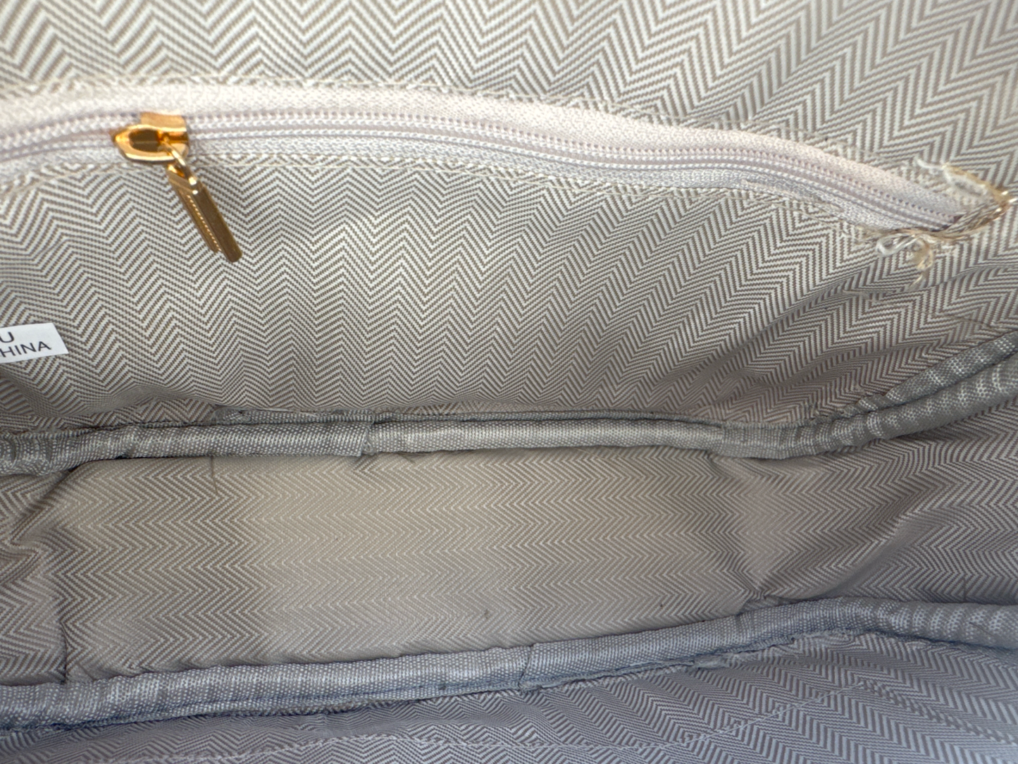 Gouden crossbody tas – compact, stijlvol en luxueus