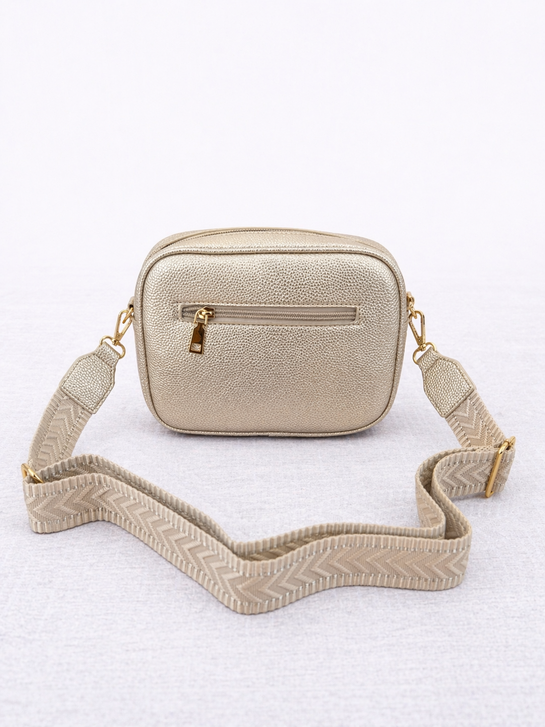 Gouden crossbody tas – compact, stijlvol en luxueus