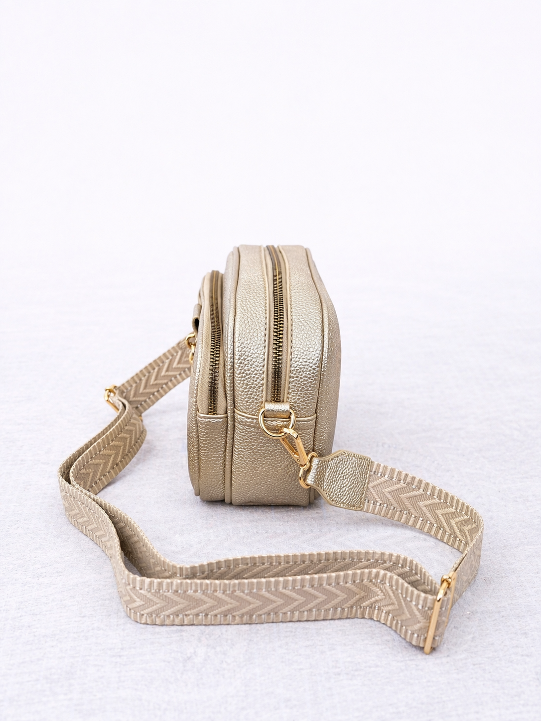 Gouden crossbody tas – compact, stijlvol en luxueus