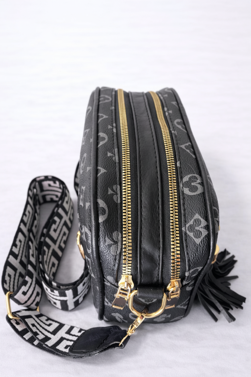Crossbody 3
