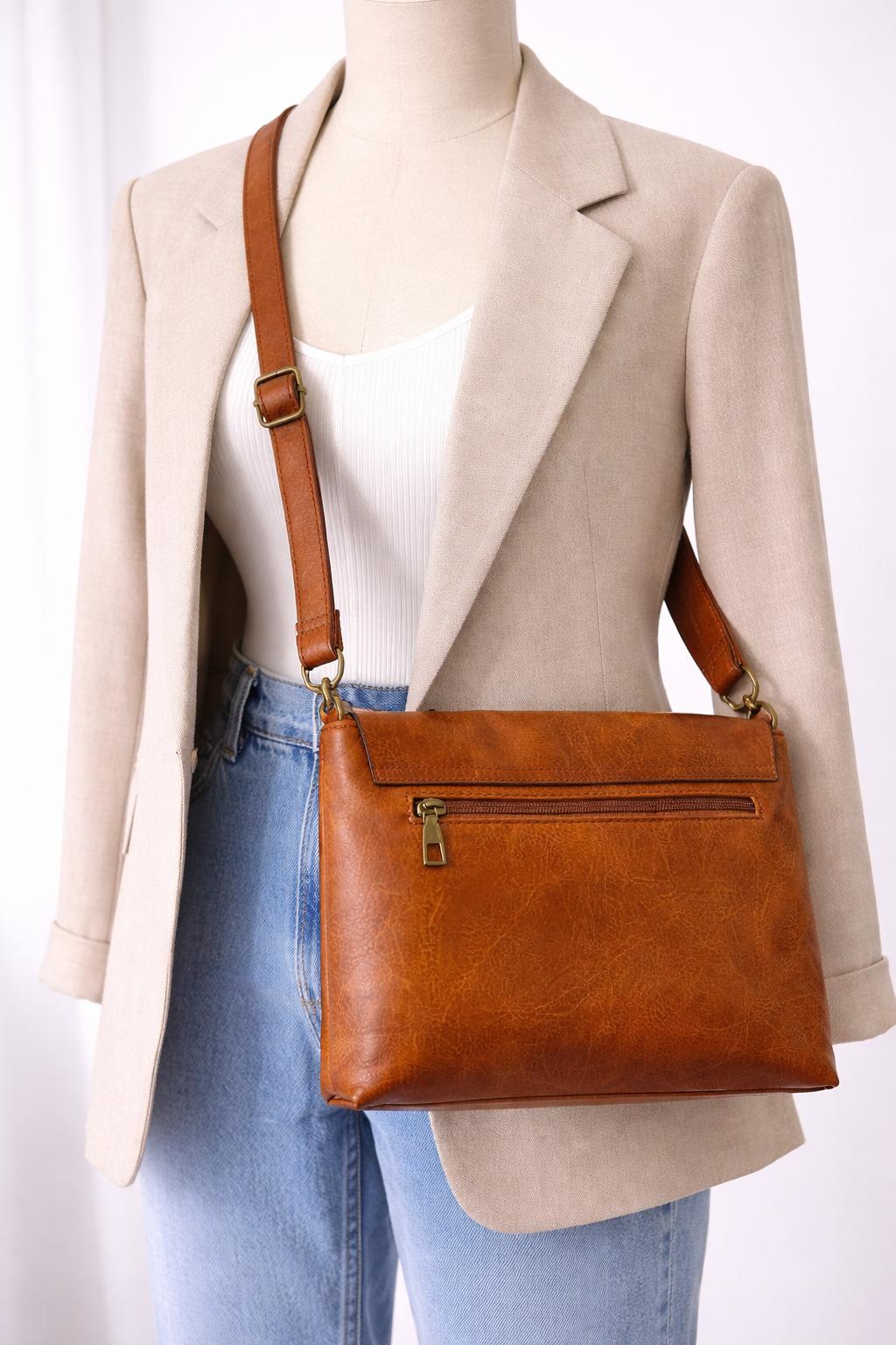 Cognac Messenger Tas – Tijdloos Italiaans Design